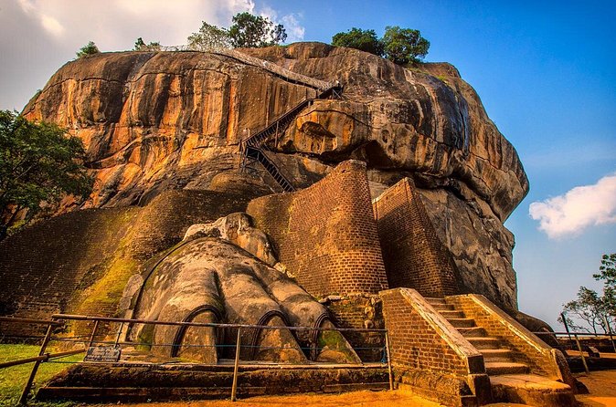 4 Days 3 Nights explore sri Lanka with Mirissa Cabs Sri Lanka - What $470 really buys you