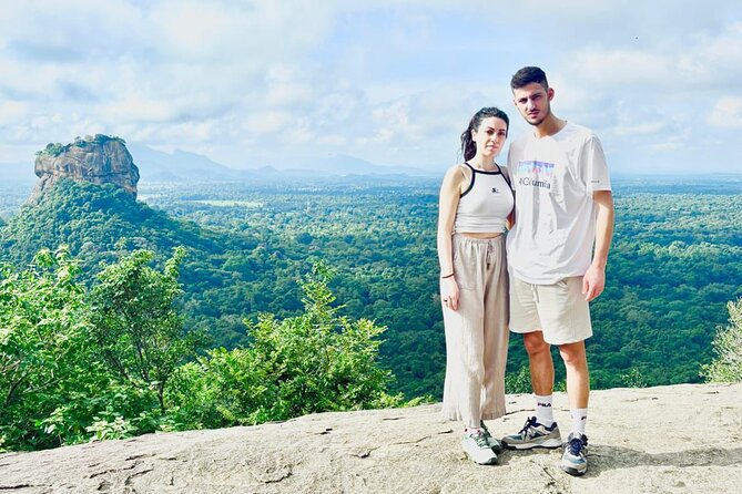 8 Days Sri Lanka Private Round Tour - Yala wildlife, snakes, cinnamon, and Mirissa palms