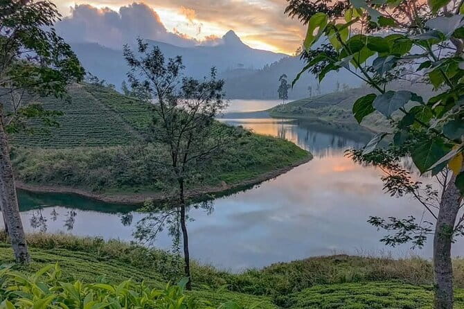 Adam’s Peak Night Hike Experience [One Day & ALL INCLUSIVE] - Is $199 a fair price?