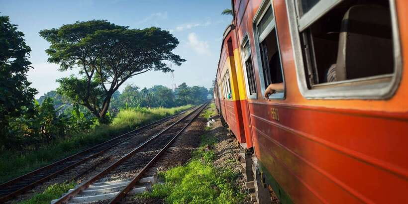 All Inclusive Ella From/To Kandy Scenic Train Journey - Why the Kandy to Ella railway is worth your day
