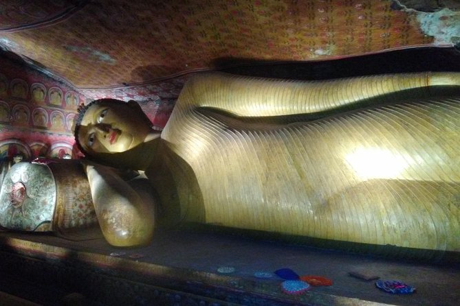 All inclusive Private Day tour Sigiriya, Dambulla & traditional village tour - Leaving Negombo for Sri Lanka’s cultural center