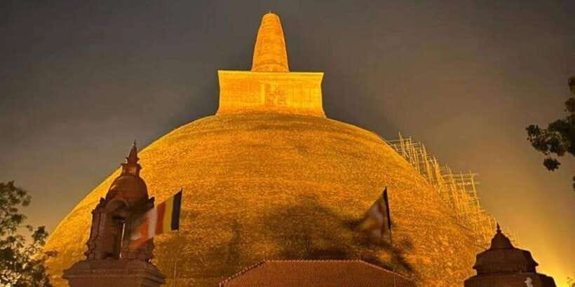 Anuradhapura Private Ancient City Day Tour - Samadhi Buddha and a quieter pause