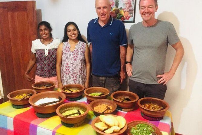 Authentic Sri Lankan Cooking Class in Kandy with Local Family - Why the informal style can work well