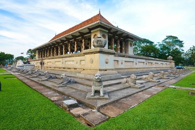Best of Colombo - Private Guided City Tour - Gangaramaya Temple, the tour’s main interior experience