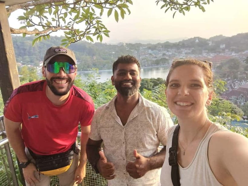 Best Private Kandy City Tour by Tuk Tuk with Local Guide - The Temple of the Tooth and the old royal center