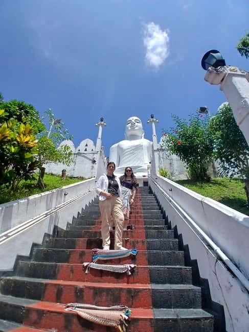 Best Private Kandy City Tour by Tuk Tuk with Local Guide - Along the Mahaweli River