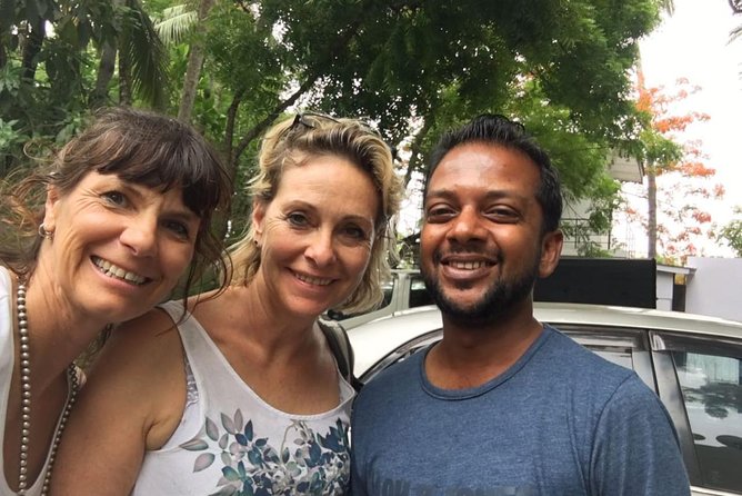 Chauffeur guide and Tour organizer - Praboda’s planning and Roshan’s guiding