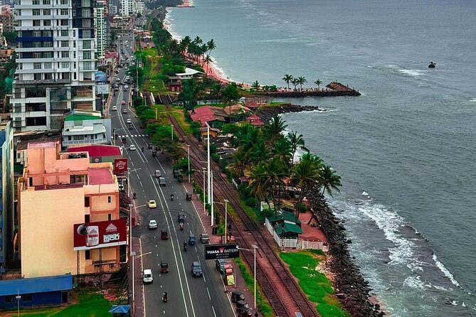 Colombo by Tuk Tuk – Sightseeing Entry Fees included - Dutch colonial Colombo and the Floating Market