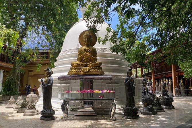 Colombo City Highlights by Tuk Tuk – All-Inclusive Adventure - Colombo Fort and the port city’s European past