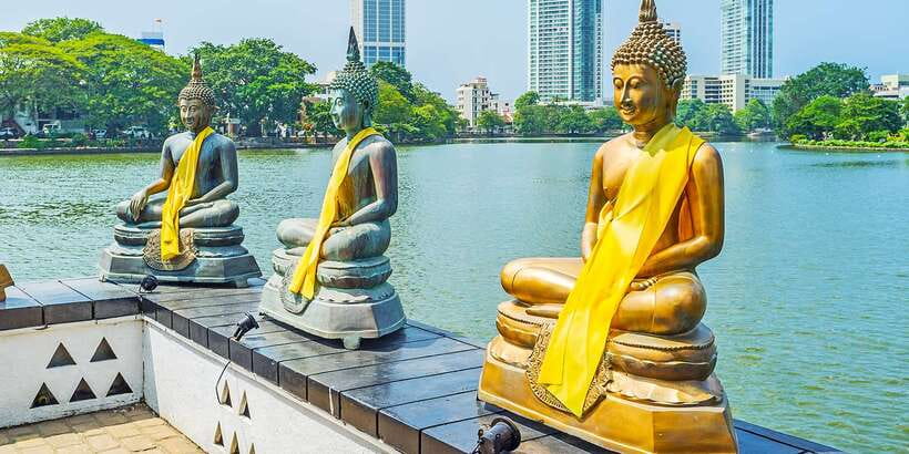 Colombo: City Sightseeing Tour by Tuk-Tuk with Pickup - Viharamahadevi Park and Colombo’s greener side
