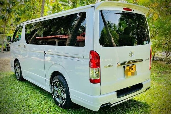 Colombo City to Colombo Airport (CMB) private Transfer - The free SIM card and duty-free voucher
