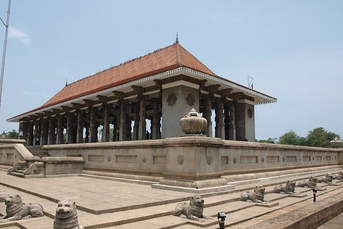 Colombo City Tour By Tuk Tuk Sightseeing -Entry Tickets Included - Gangaramaya Temple and Sri Kailawasanathan Kovil