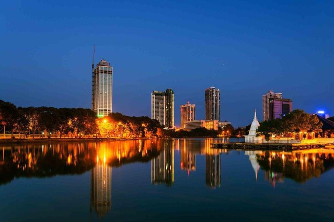 Colombo Half Day City Tour - Colonial Colombo from Wolvendaal Church to the harbor