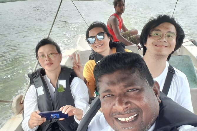Colombo private city tour by tuk tuk morning and evening - A private tuk tuk is a smart way to see Colombo quickly