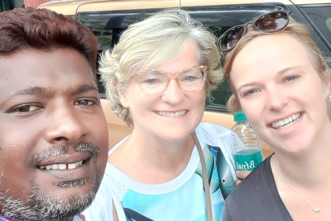 Colombo private city tour by tuk tuk morning and evening - Sri Kailawasanathan Kovil adds a Hindu perspective