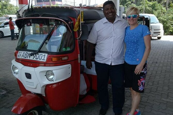 Colombo private city tour by tuk tuk morning and evening - The Red Mosque is Colombo’s most striking quick stop
