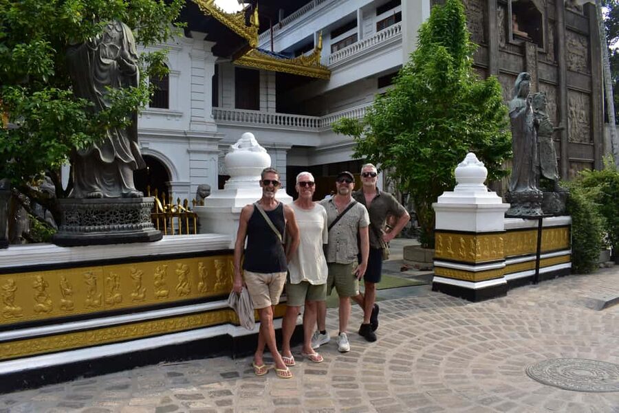 Colombo: private city tour from Negombo with hotel transfers - Sambodhi Chaithya or Lotus Tower