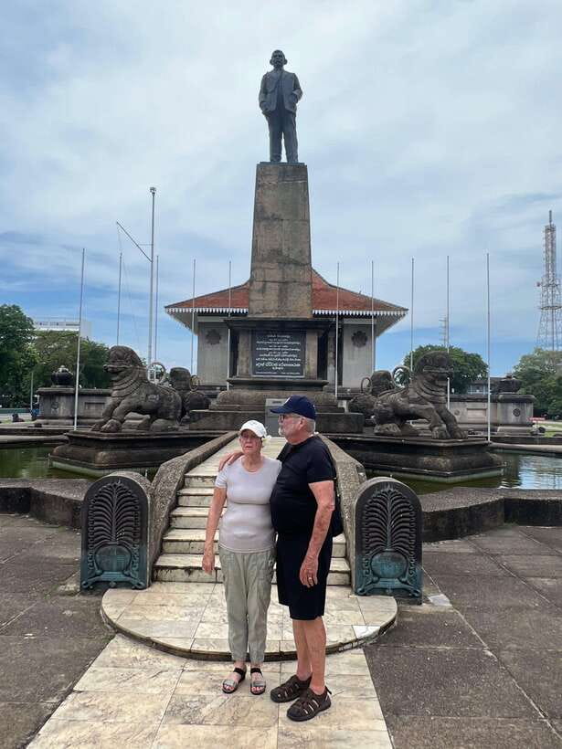Colombo: Private City Tour with Local Food Tour by Tuk-Tuk - Hoppers in three useful variations