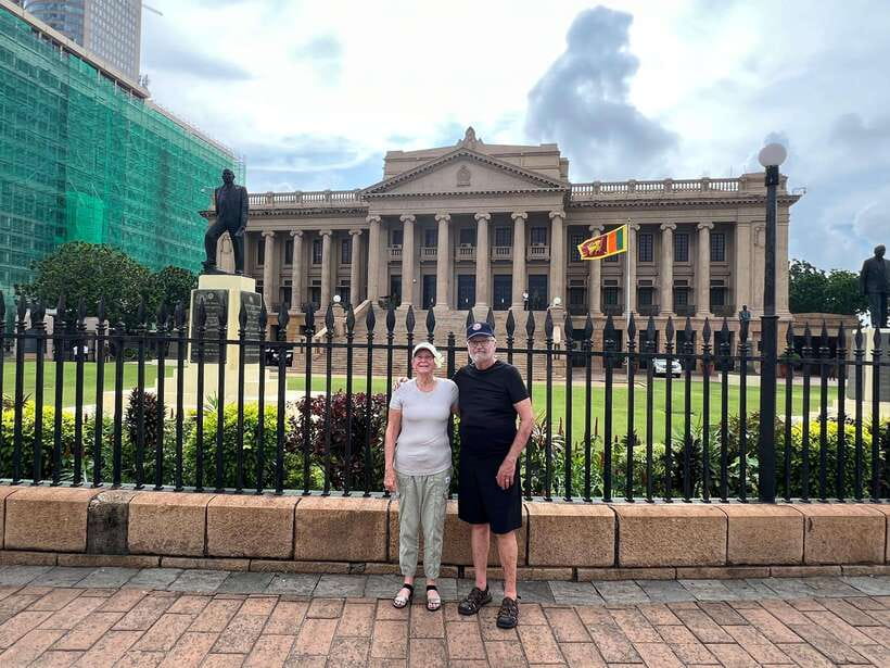 Colombo: Private City Tour with Local Food Tour by Tuk-Tuk - Tea Triumph and the Ceylon tea tasting