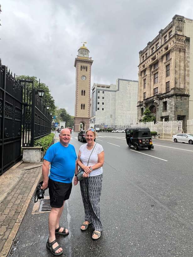 Colombo: Private City Tour with Local Food Tour by Tuk-Tuk - Colombo’s big landmarks in a short window