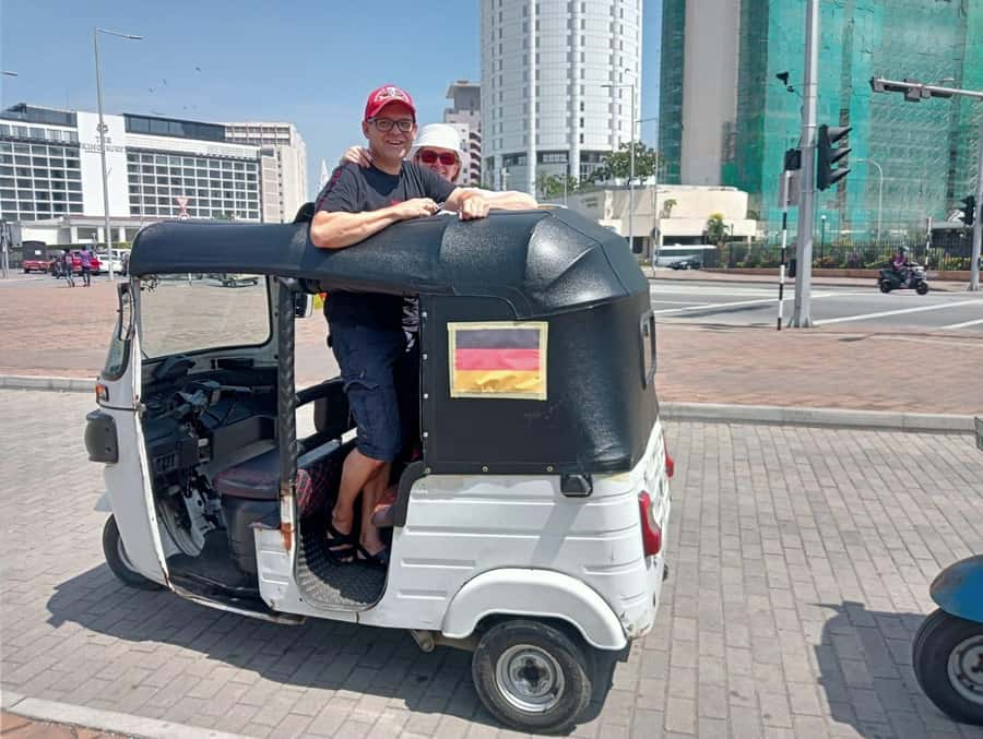 Colombo: Private Guided Tour of the City by Tuk-Tuk - Key points at a glance