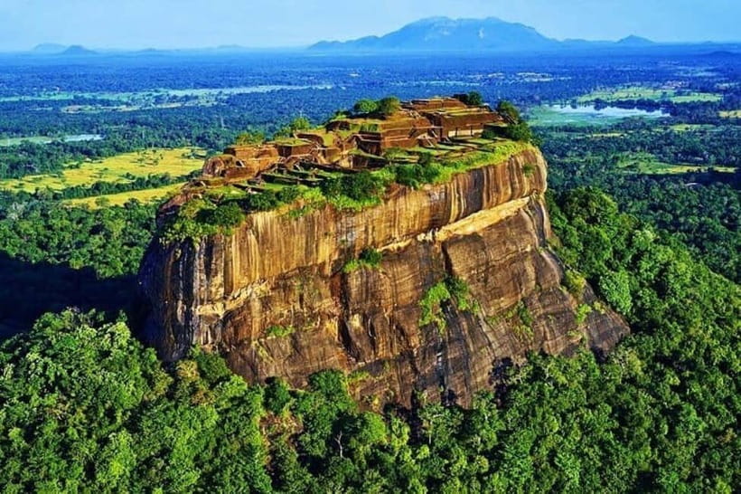 Colombo: Sigiriya, Dambulla Caves, & Wildlife Day Tour - A closer look at Sigiriya Village