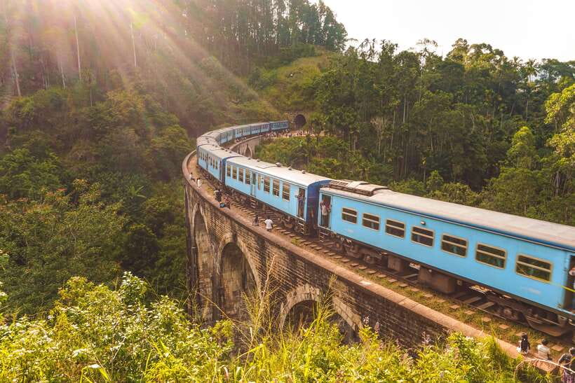 Colombo: Sri Lanka 4-Day Private Tour With 18 Amazing Places - Day 2: Sigiriya, Kandy, and a difficult choice about time