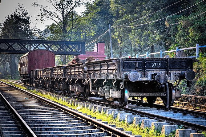 Colombo to Kandy Train Tickets (Reserved Seats) - What 2nd class really means here