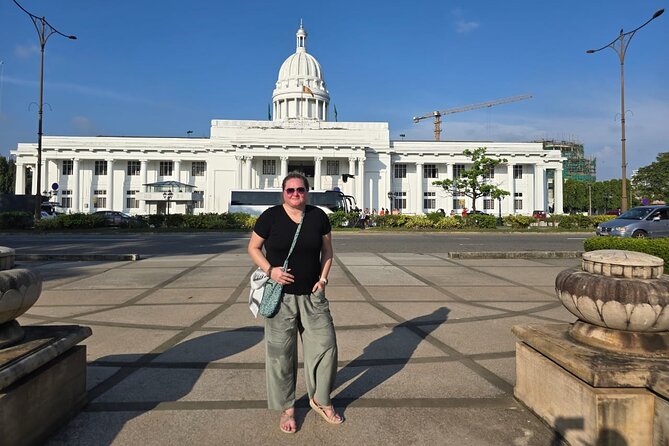 Colombo Tuk Tuk Adventure Explore Food & Culture - The gem museum question