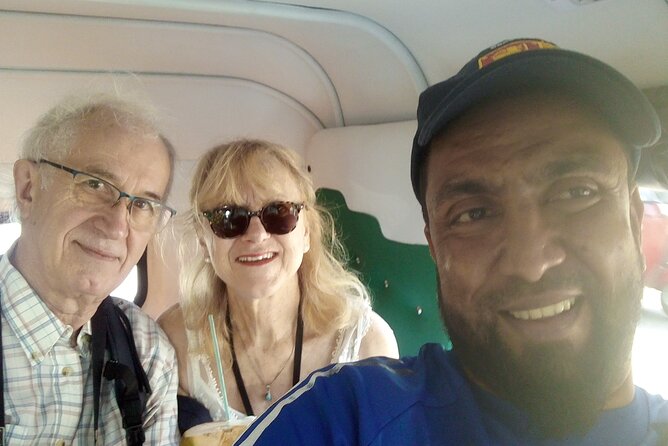 Colombo Tuk Tuk city tour with friendly Tuk driver(All inclusive) - Galle Face Green and Independence Memorial Hall
