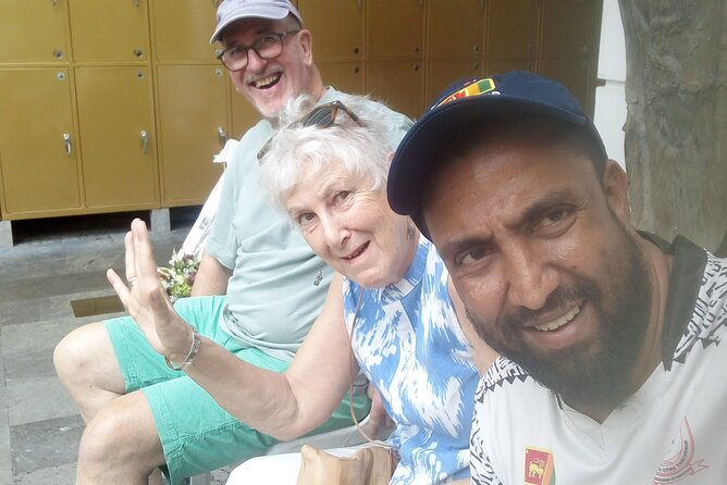 Colombo Tuk Tuk city tour with friendly Tuk driver(All inclusive) - Port City and the Colombo National Museum area