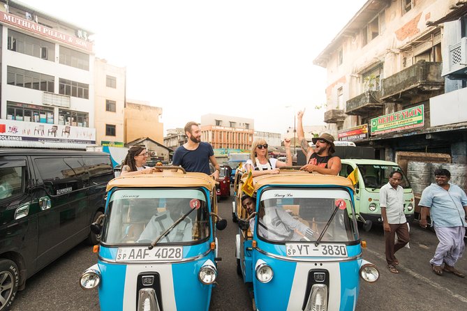 Colombo Tuk Tuk Safari - Hoppers, coconut drinks, tea, and the food side of the tour
