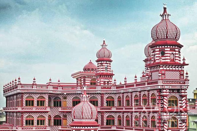 Colombo Walking Tour with Ajeet De Soyza - Starting with Colombo’s royal past