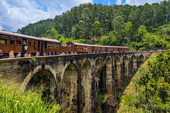 Customized Multi-Day Private Tour Packages in Sri Lanka - Why a private car makes sense in Sri Lanka