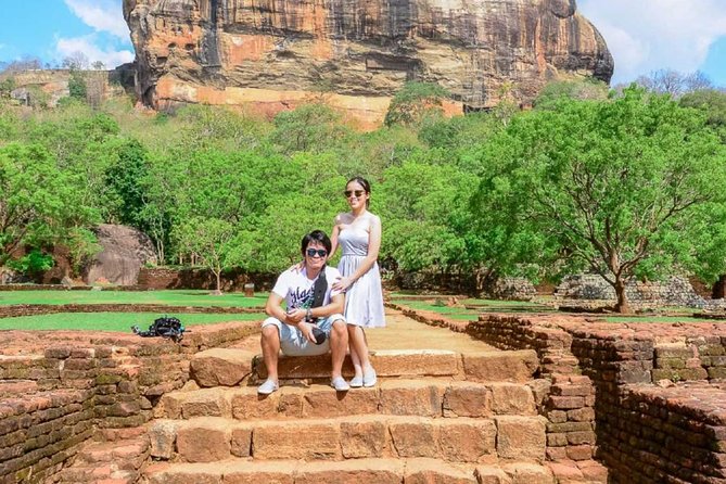Dambulla, Sigiriya and Pidurandala Day Tour with a verified tour guide - What the private car changes