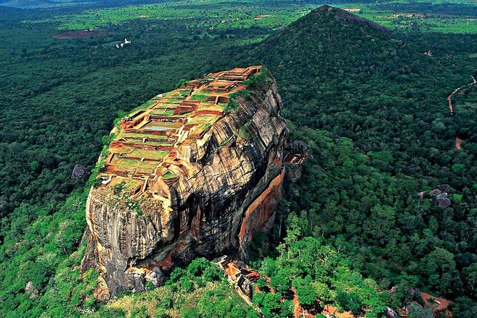 Day Tour from Colombo to Sigiriya, Dambulla & Polonnaruwa - Key points before you book