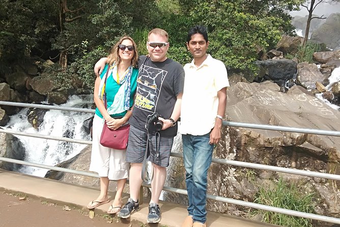 Driving and Tours in Sri Lanka - What Naleen adds beyond basic taxi service