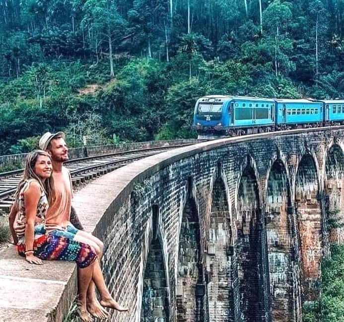 Ella: 9 Arches Bridge, Little Adam's Peak, Tea Factory - Uva Halpewatte Tea Factory and the taste of Sri Lanka