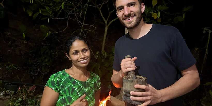 Ella: Sri Lankan Cooking Class with Neranji at Homestay - Arriving at the homestay kitchen