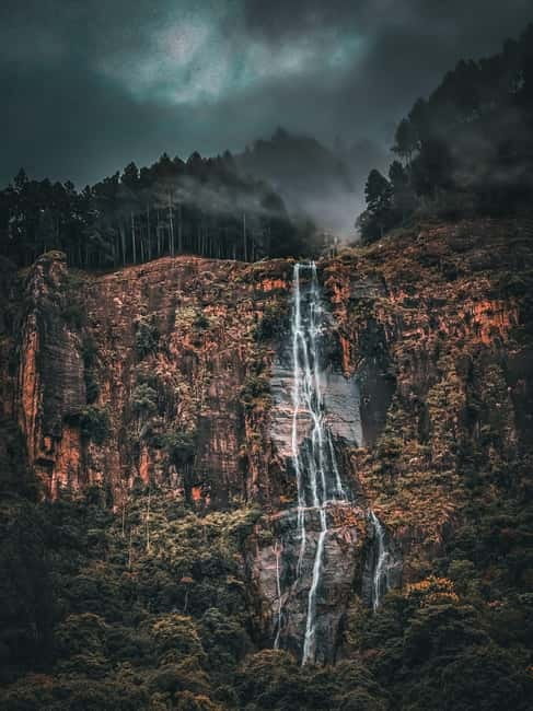 Ella: Waterfall hunting Hike to Bambarakanda and Lanka Falls - Key points at a glance
