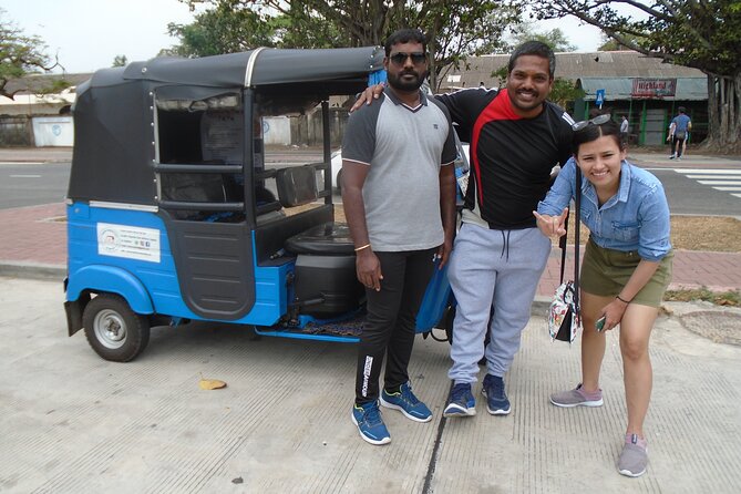 Explore Colombo by Tuk Tuk – All Entry Fees Included - Tea, Old Town Hall, and Colombo’s layered past