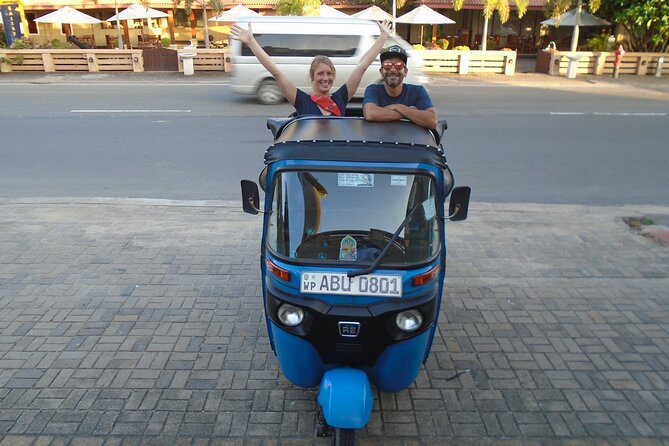 Explore Colombo by Tuk Tuk – All Entry Fees Included - Wolvendaal Church and the Dutch colonial chapter