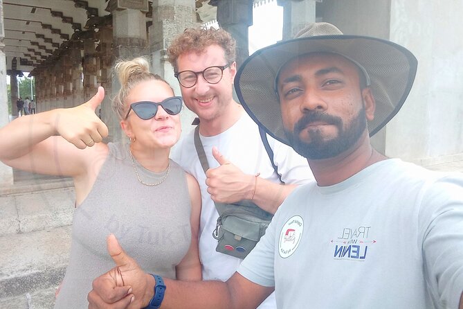 Explore Colombo by Tuk Tuk – All Entry Fees Included - Independence Memorial Hall and Cinnamon Gardens