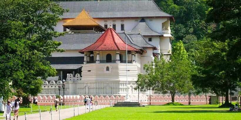 From Colombo: Kandy Full-Day Trip - Kadugannawa’s view and historic tunnel
