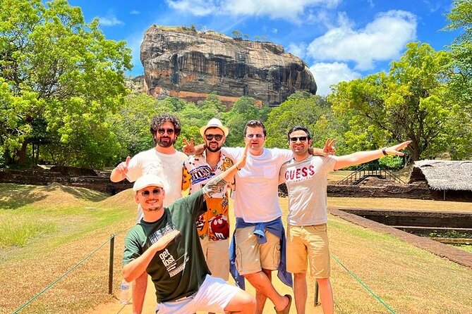From Colombo: Sigiriya and Dambulla Day Trip and Safari - The museum, market, and woodcarving stop