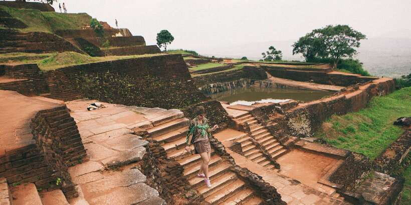 From Colombo: Sigiriya and Dambulla Day Trip with Safari - Guides, vehicles, and the small-group feel