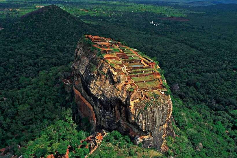 From Colombo: Sigiriya & Dambulla Day Tour with Safari - Why this Colombo day trip packs in so much