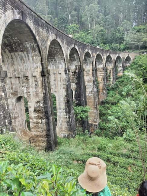 From Ella: Ella Unfogettable Day tour & Train Ride Tour - Demodara Railway Station and the famous loop