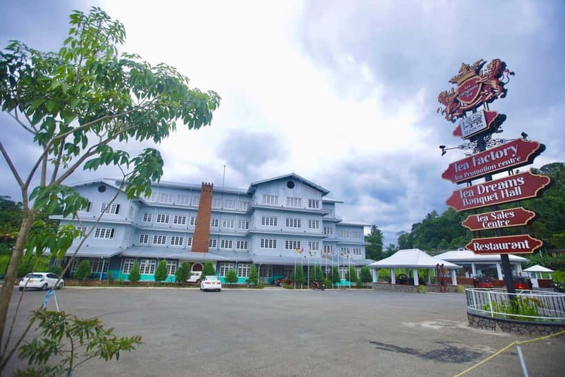 From Kandy: Nuwara Eliya Tour via Ambuluwawa [Private Tour] - Nuwara Eliya, the cool hill station
