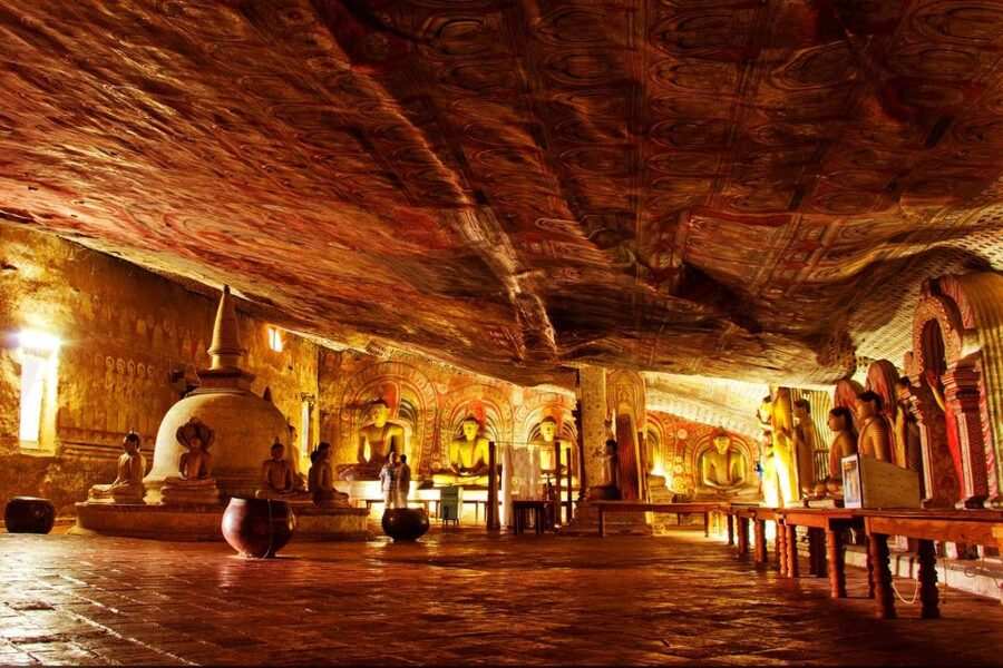 From Negombo: Sigiriya and Dambulla Day Trip and Safari - Sigiriya and the 1,250-step climb